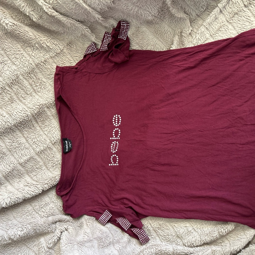 Bebe Maroon Short Sleeve Tee with Embellishments